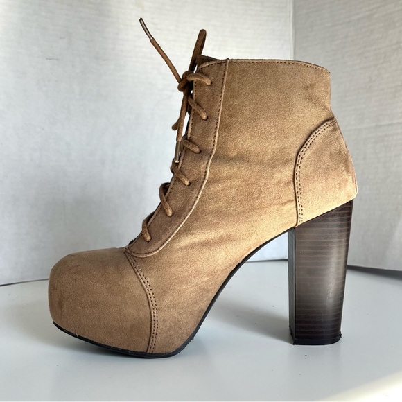 Divided by H&M Platform Block Heel Ankle Booties - Picture 7 of 10